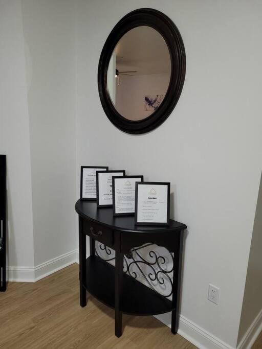 South Charlotte's Cozy & Modern Apartamento Charlotte